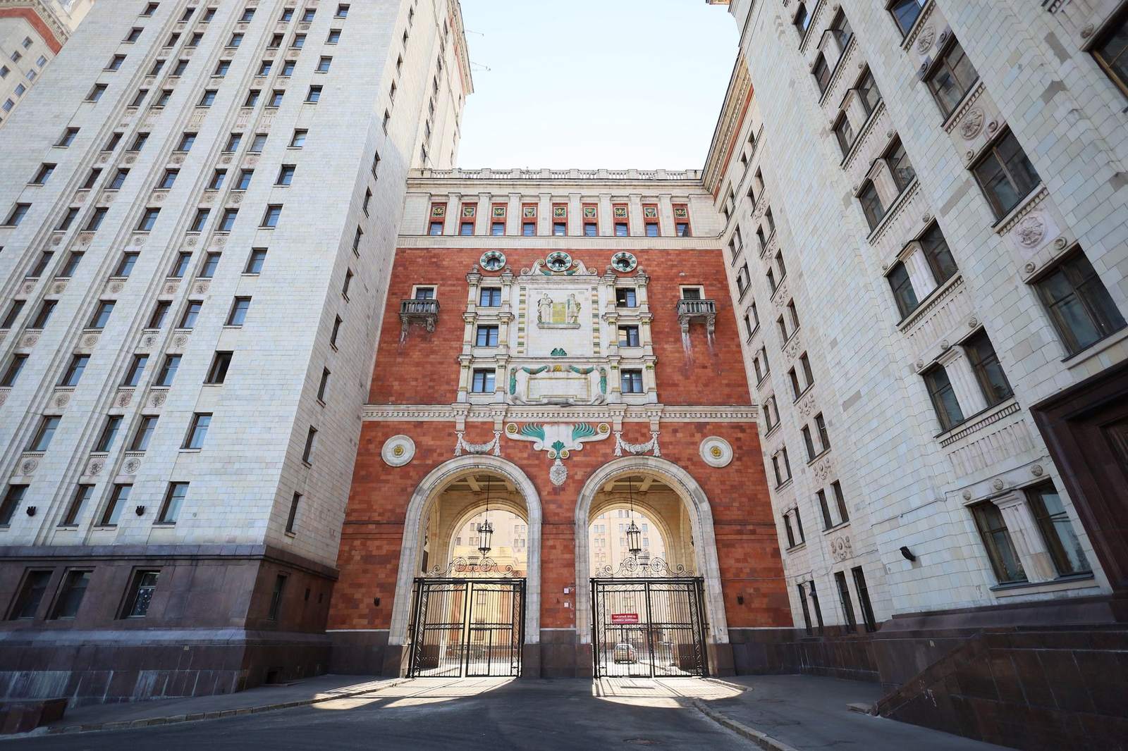 دانشگاه دولتی آستراخان روسیه: ددلاین اپلای و بورسیه ها در سال ۲۰۲۵