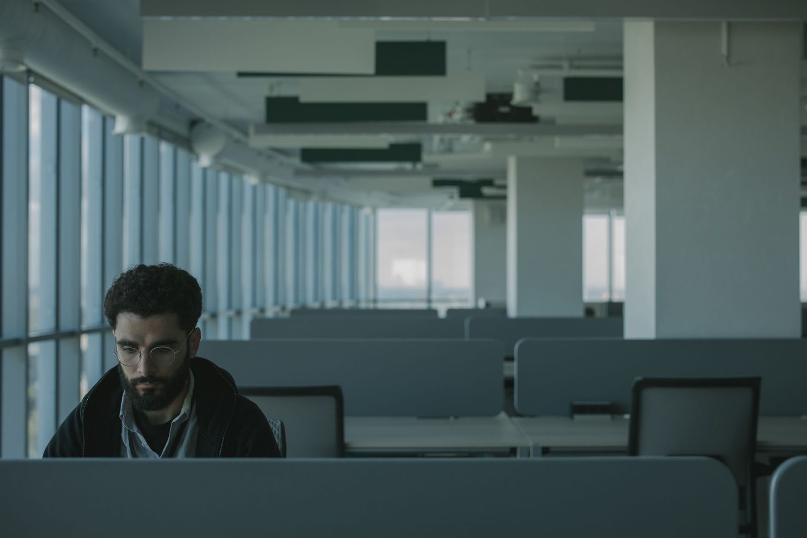 حملونقل عمومی و جابه جایی شهری — زندگی در برلین؛ راهنمای جامع و کاربردی ب