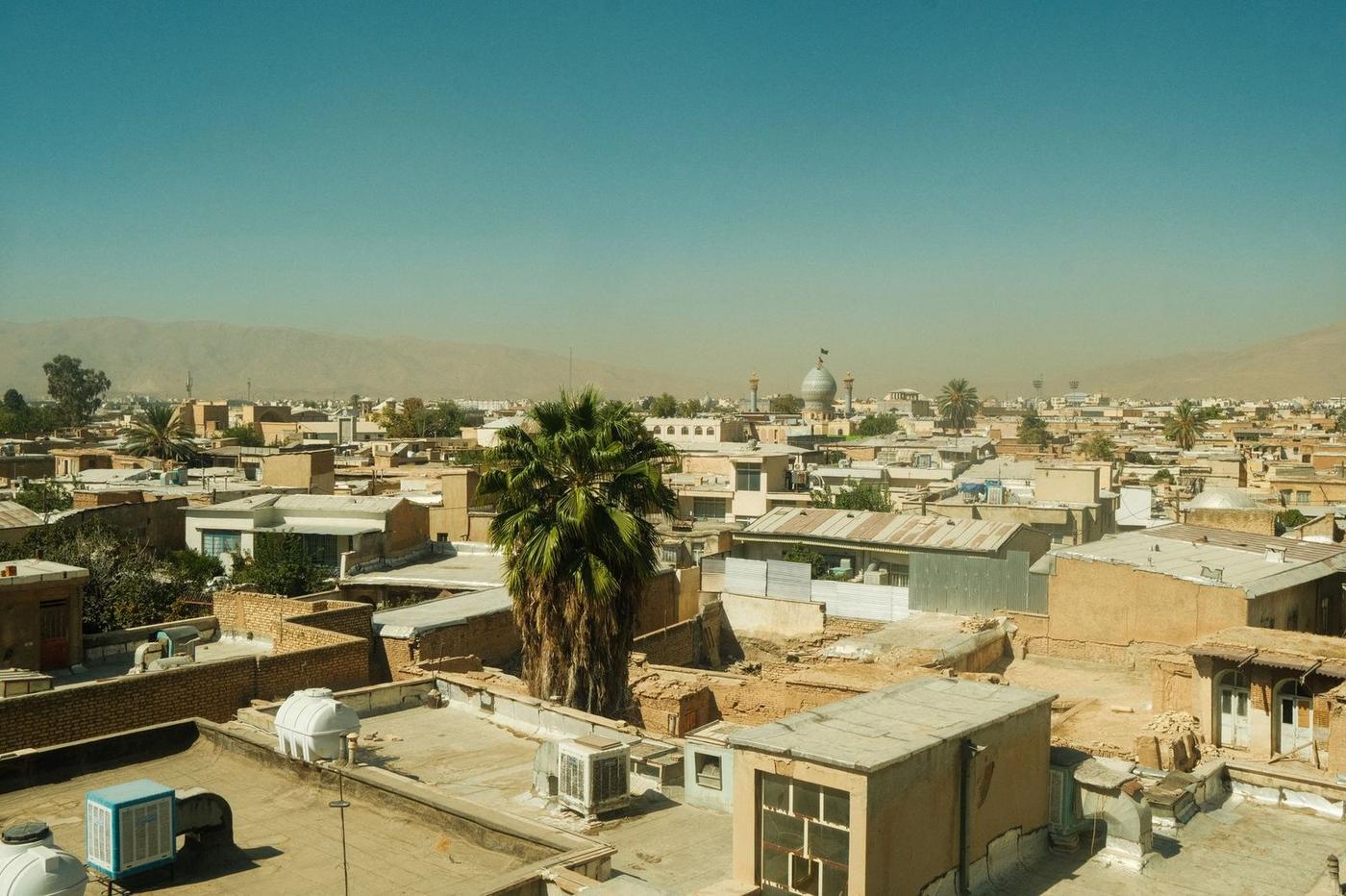 بهترین موسسه مهاجرتی شیراز در سال ۲۰۲۶ | راهنمای انتخاب و معیارهای اعتبار