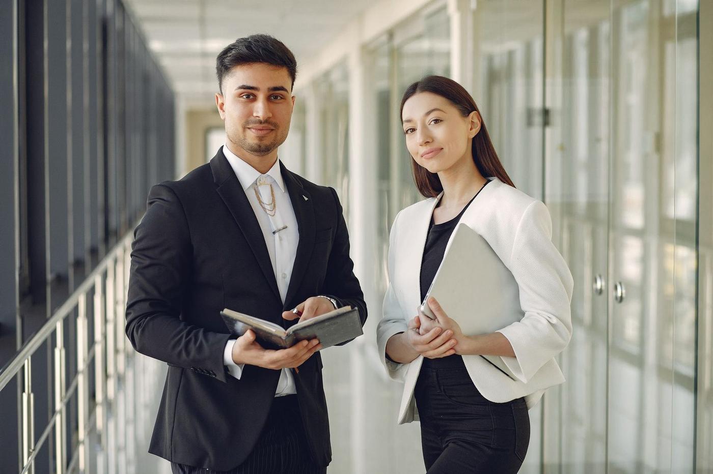 مهاجرت کاری و ویزای نیروی متخصص (Skilled Worker) — بهترین راه مهاجرت به انگلستان ۲۰۲۶: شرای