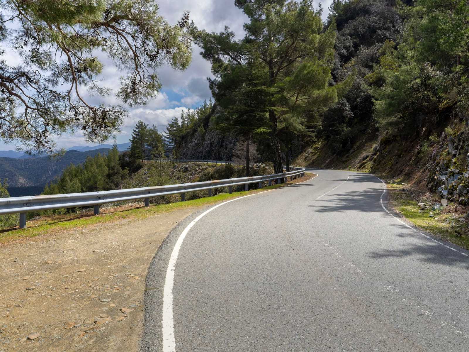 طبیعت زیبای کوهستانی و ساحلی قبرس جنوبی