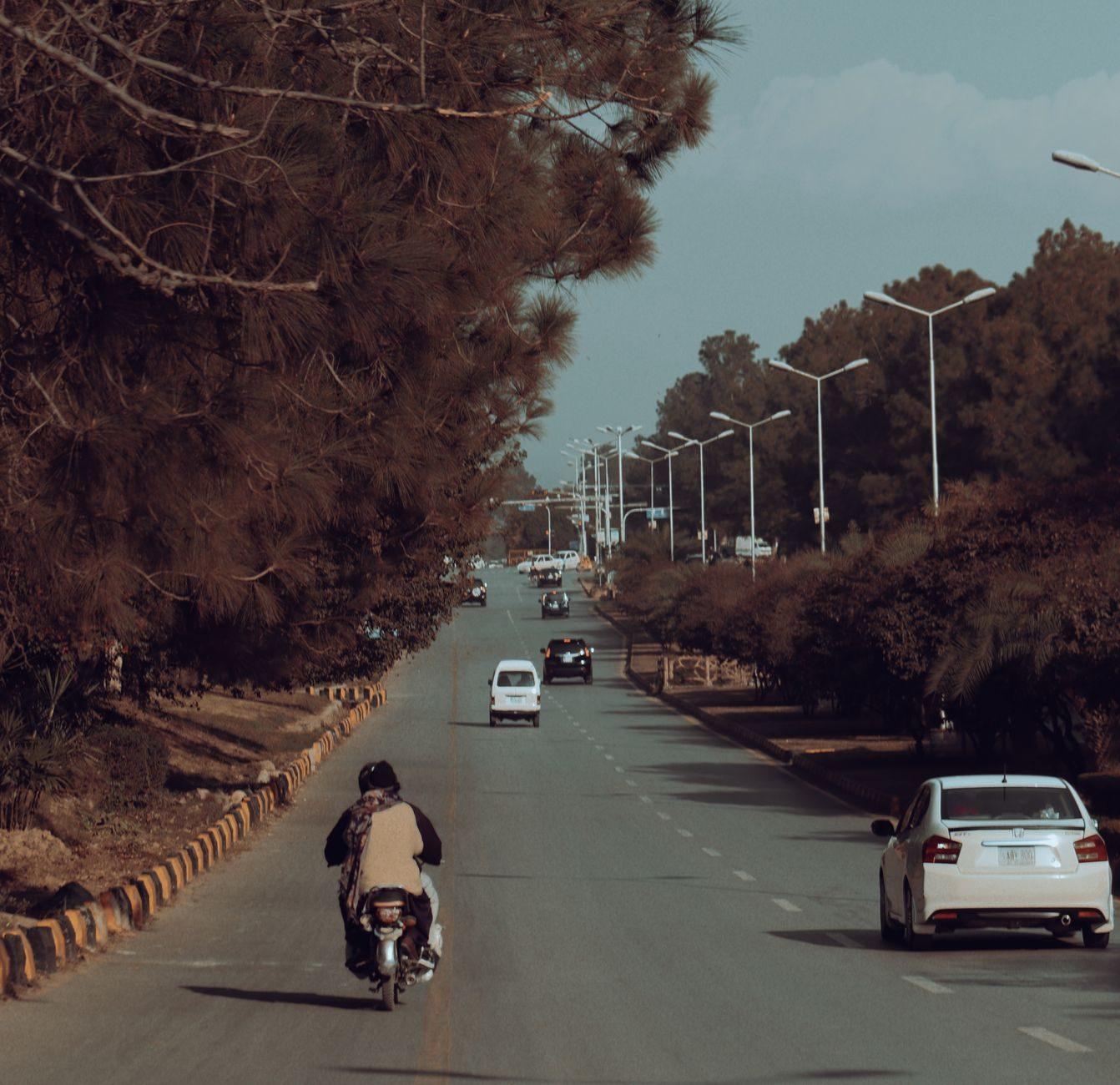 نمایی زیبا از خیابانها و فضای سبز شهر اسلام آباد پاکستان