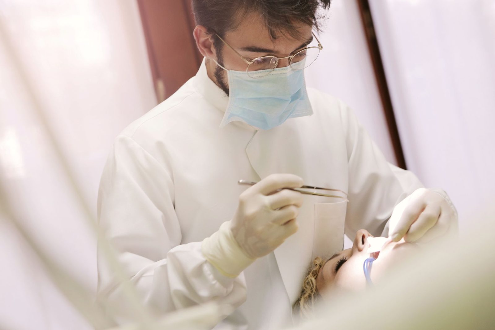 تحصیل دندانپزشکی در اتریش ۲۰۲۶ (هزینهها، مدارک و آزمون MedAT)