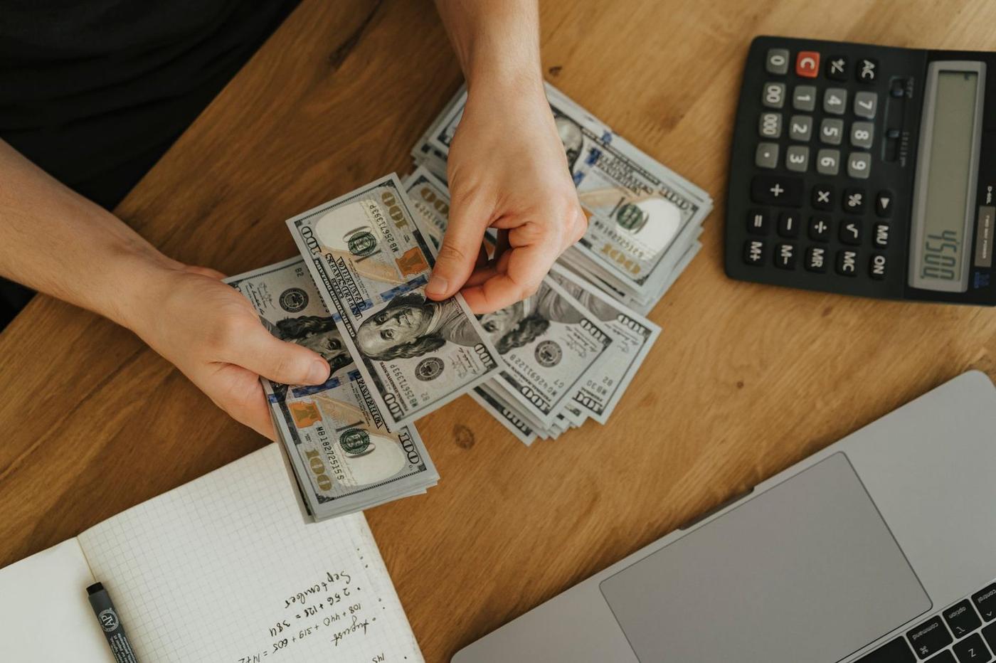 هزینه — گلدن ویزای امارات — راهنمای کامل ۲۰۲۶