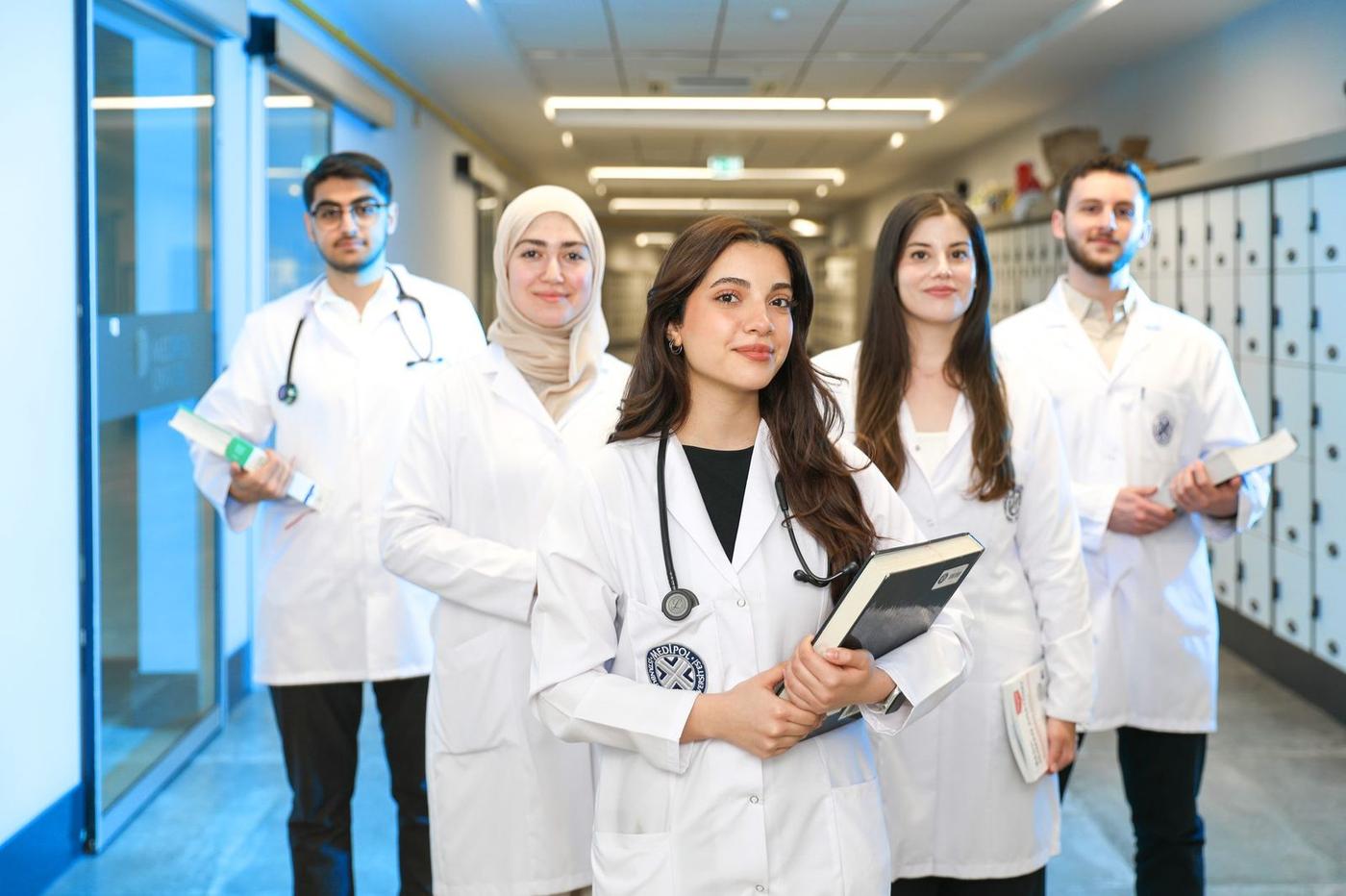 مدارک و شرایط پذیرش دانشگاه پزشکی هانوفر