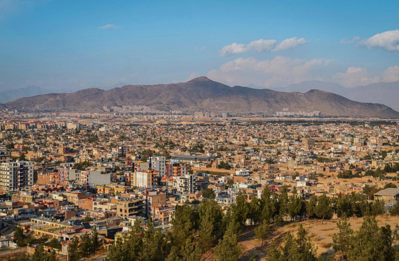 وضعیت تحصیل در افغانستان در ۲۰۲۶: شرایط، هزینهها و بهترین دانشگاهها