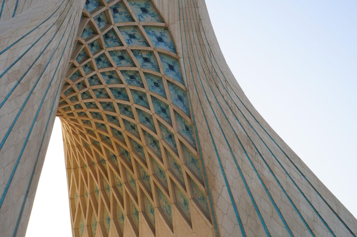 سوالات کلیدی مصاحبه ویزای کاری و سرمایهگذاری — مهم ترین سوالات مصاحبه سفارت انگلستان ۲۰
